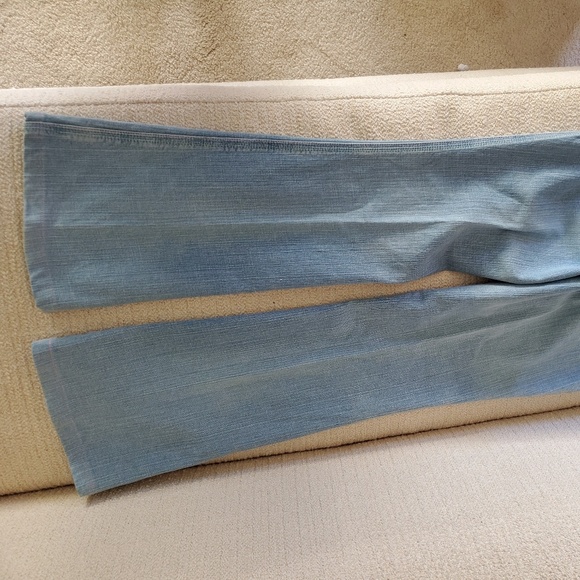 Escada bootcut jeans with pastel thread detail - Picture 4 of 7